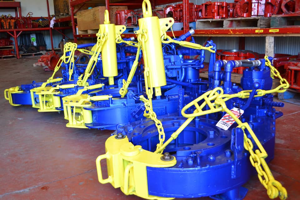 Blue Edcon power tongs staged in the shop
