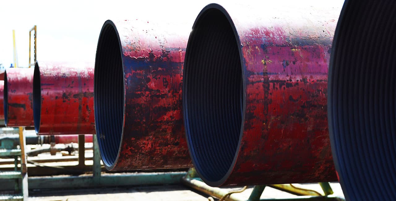 Red casing joints with machined threads